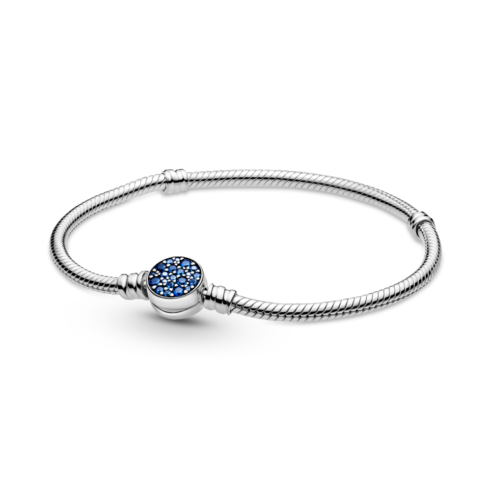 Saroch Moments snake chain bracelet with sparkling blue chain clasp.