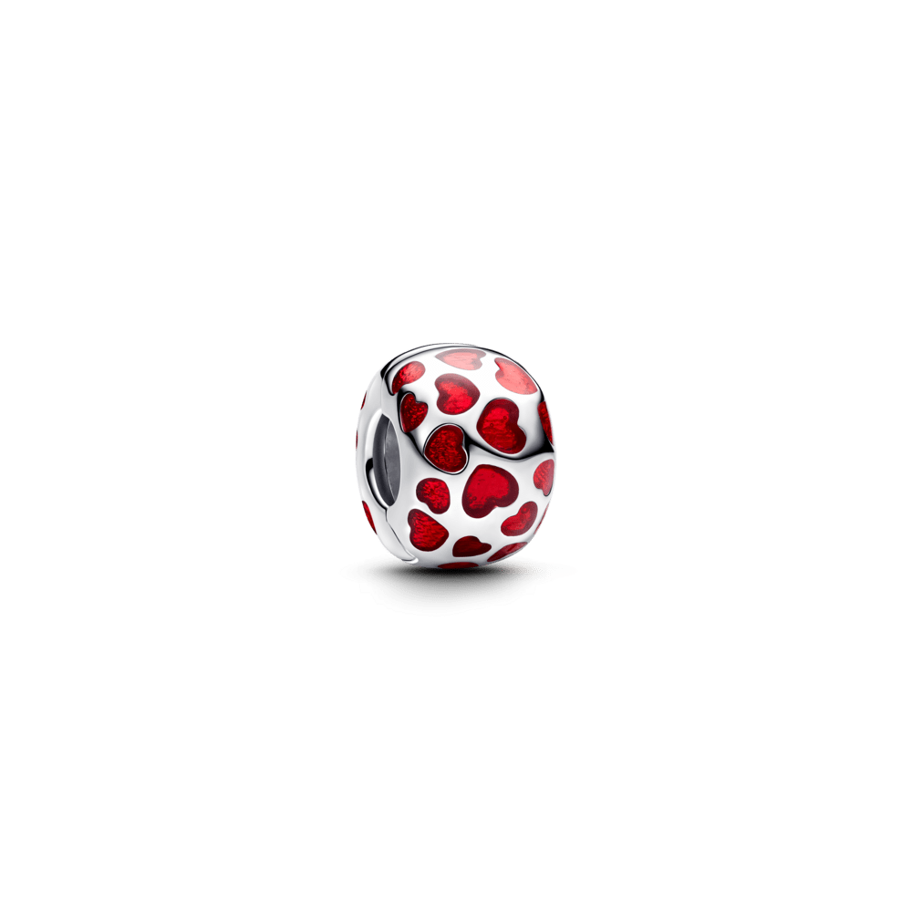 Round opening amulet hearts