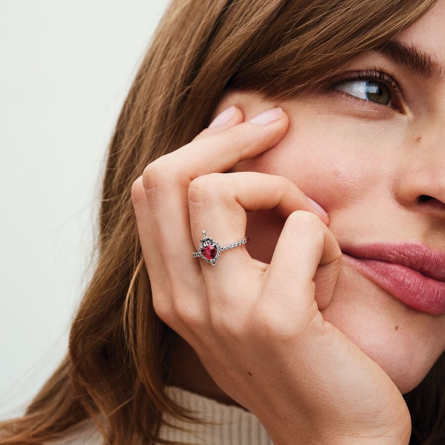 La bague de la méchante reine de Disney