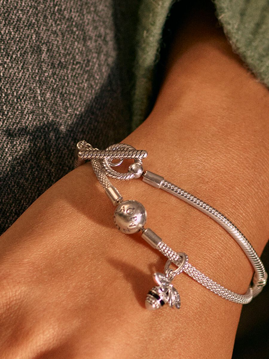 Saroch Moments snake bracelet with T-shaped clasp