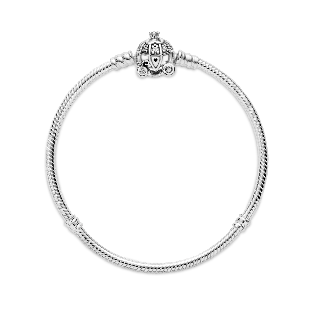 Saroch Moments Armband aus Schlangenkette mit Verschluss in Form einer Kürbiskutsche.